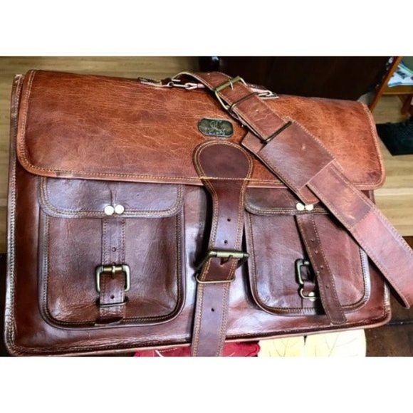 18 Inch Vintage Handmade Leather Travel Messenger Crossbody Bag